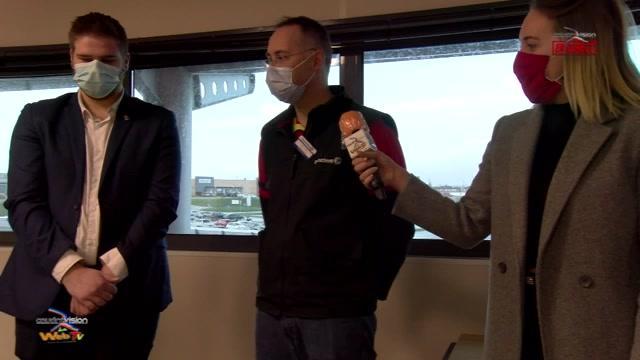 Dylan BROCHARD donne des repas aux Sapeurs Pompiers de Caudry et au CH Cambrai à Leclerc   - www.caudrevision.fr