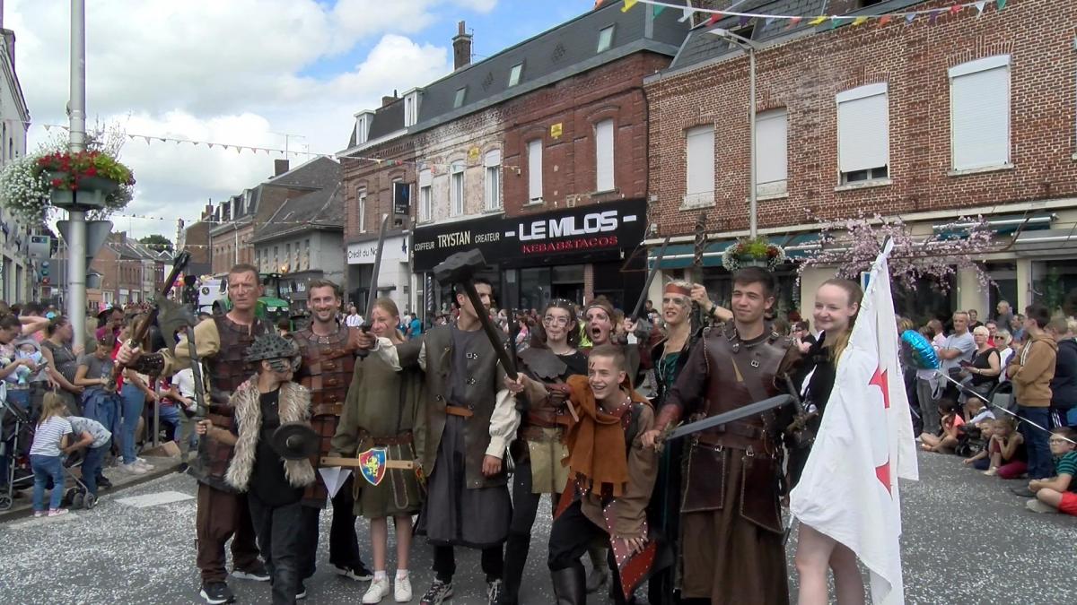 Carnaval Aime Gabet dimanche 26 juin 2022 2 EME PARTIE - www.caudrevision.fr