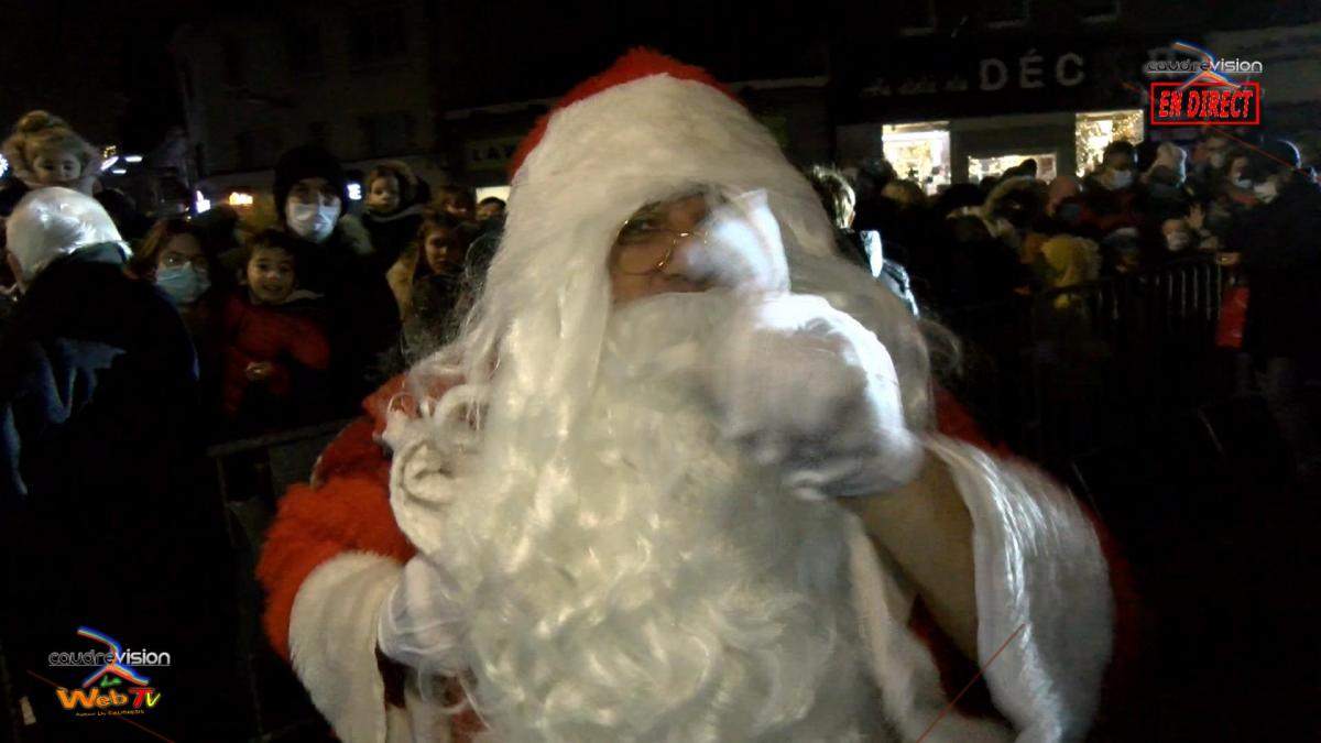 Descente du Pére Noël à Caudry 2021  - www.caudrevision.fr